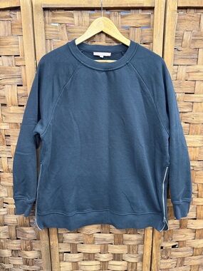 Parasuco Maternity Black Crewneck Sweatshirt with Side Zippers